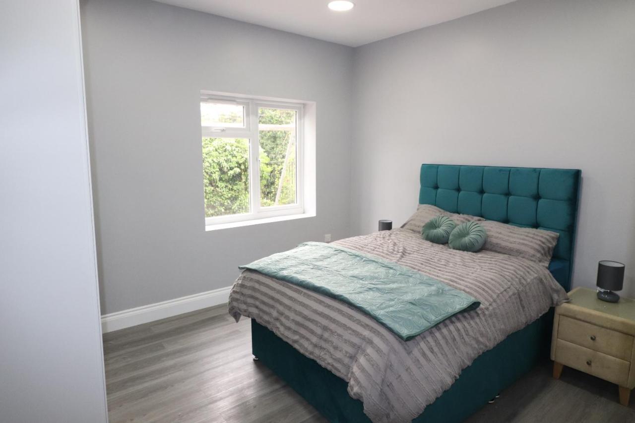 1 Bed Flat, Airport Pick, Drop Available Fibre Broadband, New, Washer Dryer, 10 Mins From City Centre Dartford Bagian luar foto
